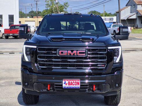 New 2026 GMC Sierra 2500 AT4 w/ AT4 Premium Plus Package AWD/4WD image 2