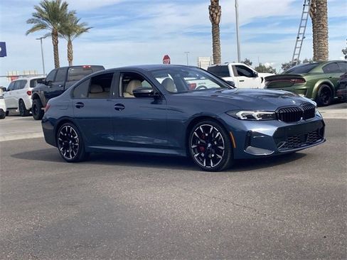 Certified 2025 BMW 330i 330i w/ M Sport Package image 5