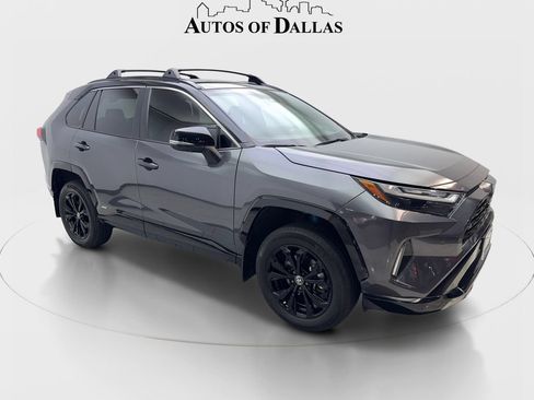 Used 2023 Toyota RAV4 XSE AWD/4WD image 4