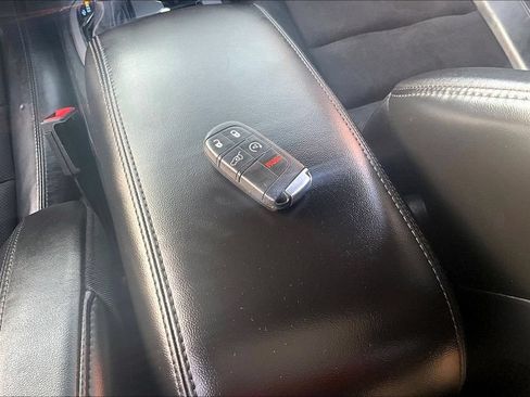 Used 2021 Jeep Grand Cherokee Laredo X RWD image 14