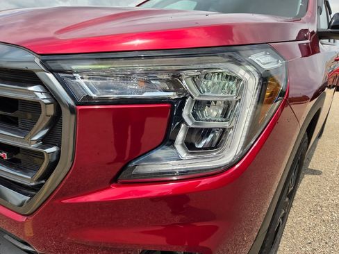 Used 2023 GMC Terrain AT4 AWD/4WD image 9