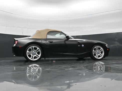 Used 2005 BMW Z4 3.0i RWD image 33