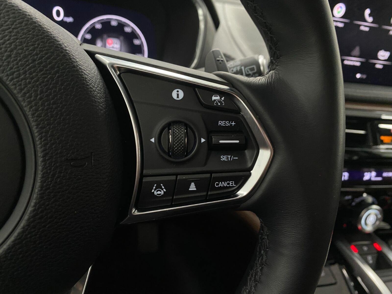 Used 2025 Acura MDX w/ Advance Package AWD/4WD image 19