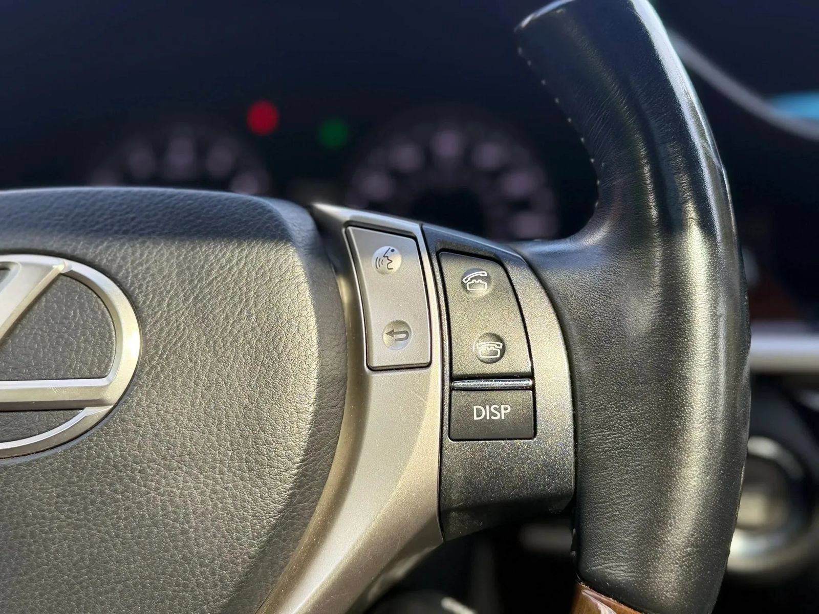 Used 2014 Lexus ES 350 w/ Luxury Package FWD image 23