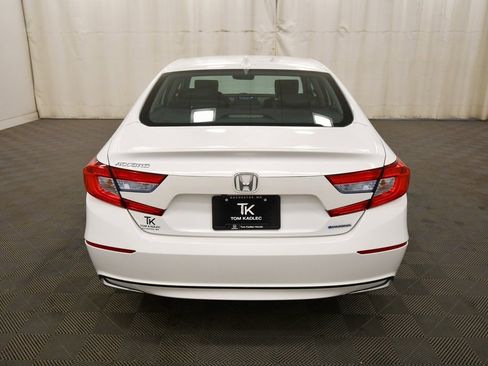 Certified 2018 Honda Accord EX-L image 6