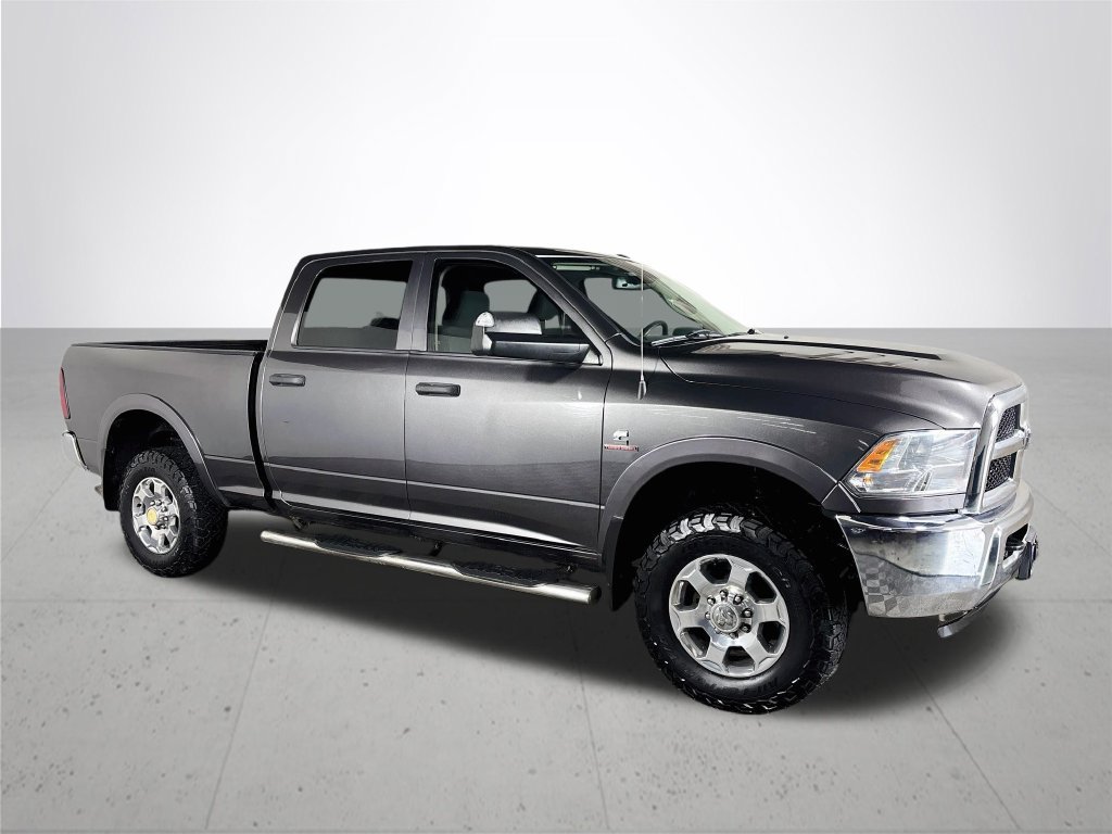 Used 2018 RAM 2500 Tradesman w/ Chrome Appearance Group AWD/4WD image 4