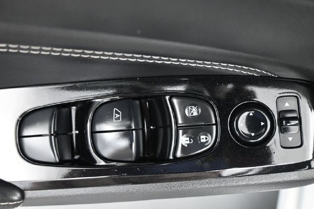 Used 2023 Nissan Altima 2.5 SV w/ SV Premium Package FWD image 21