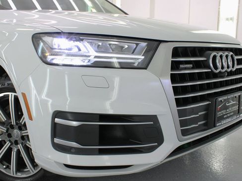 Used 2017 Audi Q7 3.0T Prestige w/ Prestige Package image 22