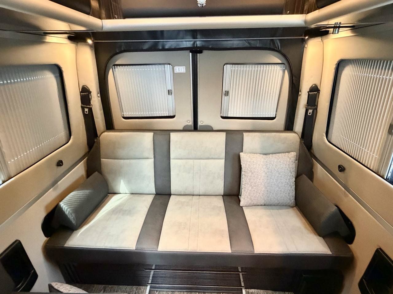 Used 2017 Mercedes-Benz Sprinter 3500 image 71