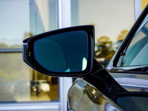 Used 2022 Lexus LS 500 w/ Interior Upgrade Package image 13