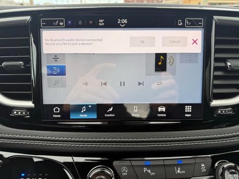 New 2026 Chrysler Pacifica Select AWD/4WD image 29