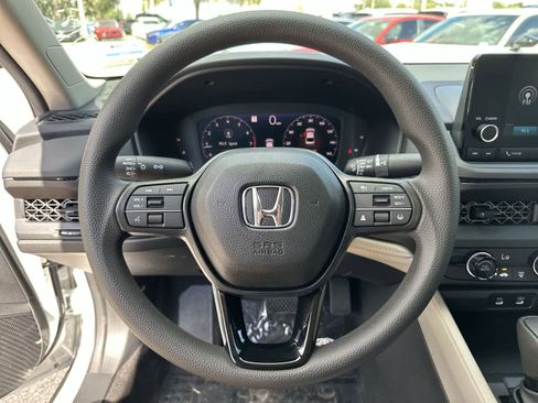 Used 2025 Honda Accord LX image 3