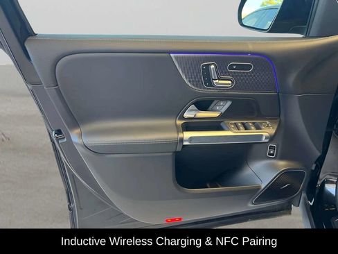 Used 2023 Mercedes-Benz EQB 350 4MATIC SUV image 30