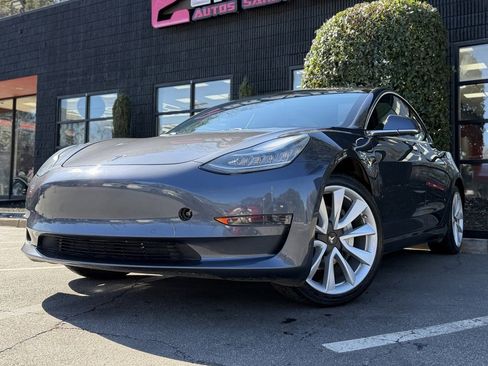 Used 2020 Tesla Model 3 Standard Range Plus image 2