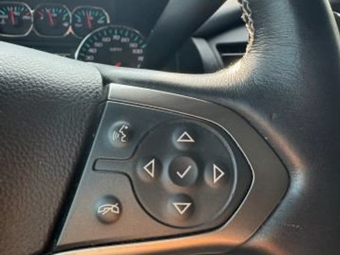 Used 2016 Chevrolet Suburban LTZ AWD/4WD image 10