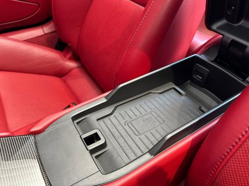 Certified 2019 Porsche 911 Targa 4 GTS AWD/4WD image 27