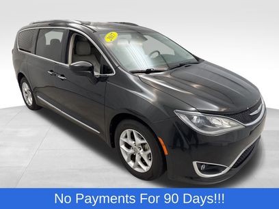 Used 2017 Chrysler Pacifica Touring-L Plus w/ Tire & Wheel Group