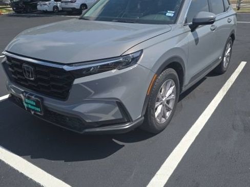 Used 2024 Honda CR-V EX-L image 3