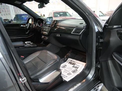 Used 2018 Mercedes-Benz GLS 550 4MATIC image 37