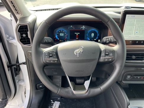 New 2025 Ford Bronco Sport Outer Banks w/ Outer Banks Tech Package+ AWD/4WD image 13