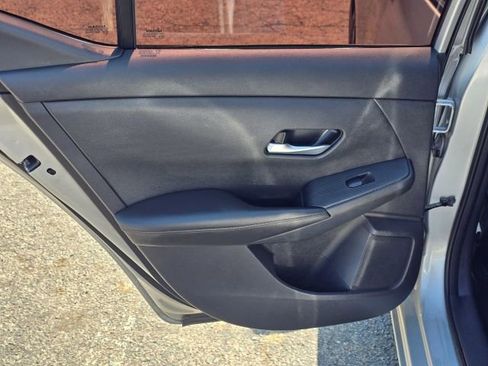 Used 2021 Nissan Sentra SV image 12