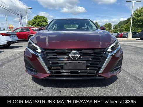 Certified 2024 Nissan Altima 2.5 SV w/ SV Premium Package AWD/4WD image 4