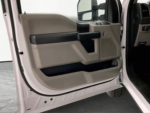 Used 2019 Ford F350 XL w/ Power Equipment Group image 18