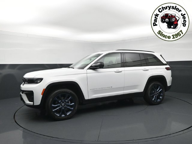 New 2026 Jeep Grand Cherokee Limited AWD/4WD image 2