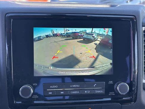 Used 2023 Nissan Frontier SV w/ SV Convenience Package image 21