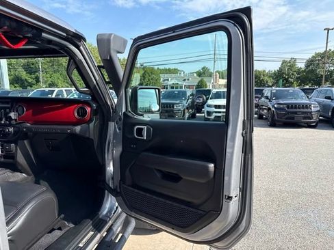 Used 2020 Jeep Wrangler Unlimited Rubicon AWD/4WD image 13