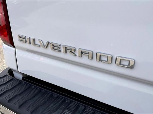 Used 2024 Chevrolet Silverado 2500 LTZ image 11