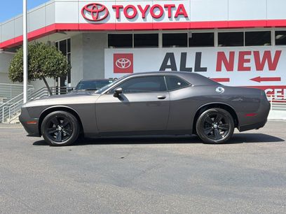 Used 2015 Dodge Challenger SXT