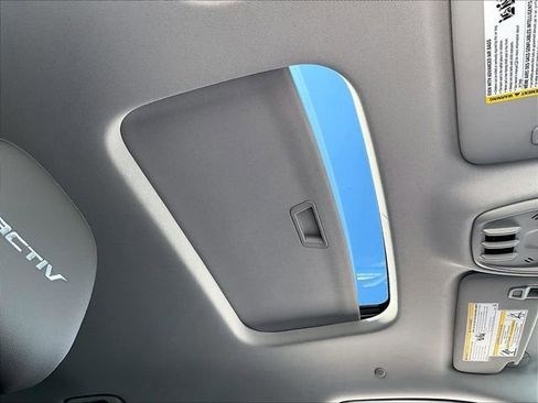 New 2026 Chevrolet Trax ACTIV w/ Sunroof Package FWD image 28