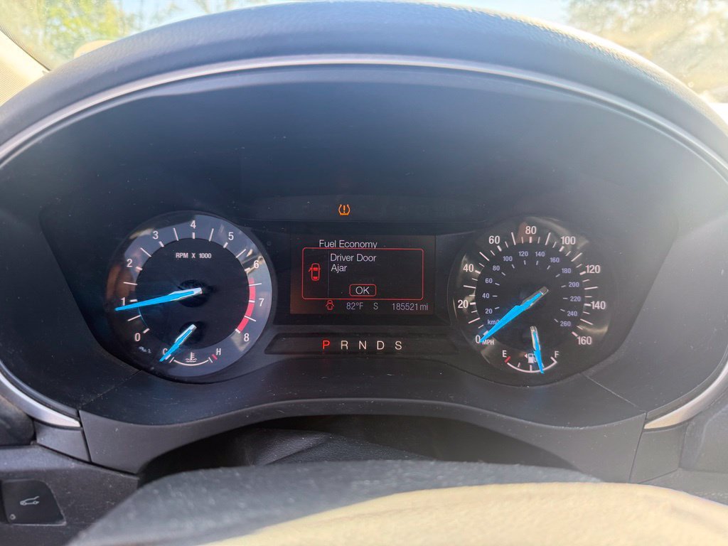 Used 2013 Ford Fusion SE FWD image 7