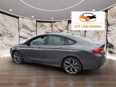 Used 2015 Chrysler 200 S w/ Navigation & Sound Group I AWD/4WD image 10