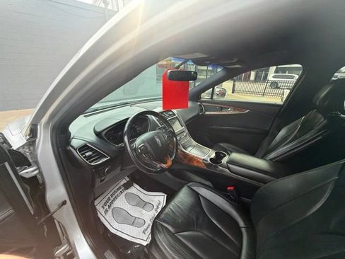 Used 2016 Lincoln MKX Select w/ Select Plus Package AWD/4WD image 23