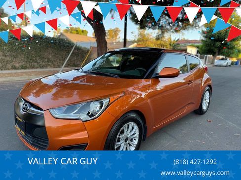 Used 2012 Hyundai Veloster image 1