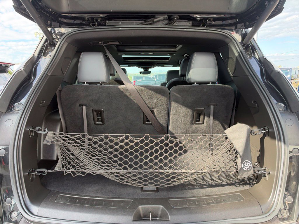 Used 2023 Buick Enclave Premium w/ Experience Buick Package FWD image 30