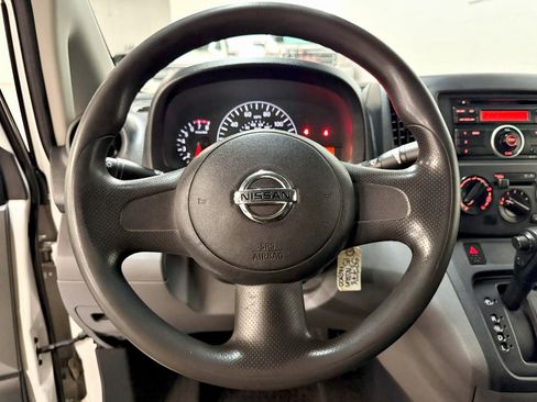 Used 2015 Nissan NV200 S image 12