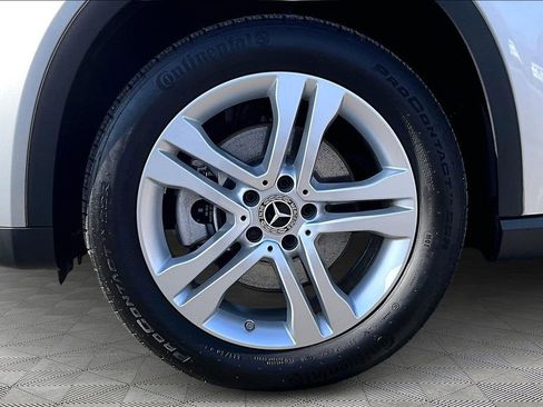 Used 2019 Mercedes-Benz GLA 250 w/ Convenience Package image 21