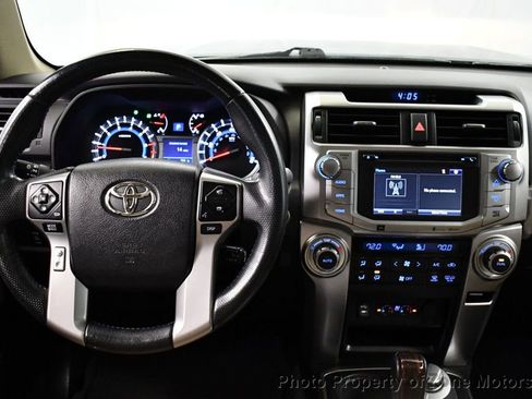 Used 2014 Toyota 4Runner Limited AWD/4WD image 30