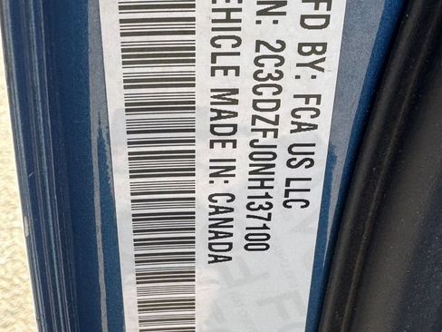 Used 2022 Dodge Challenger R/T Scat Pack w/ Driver Convenience Group RWD image 33