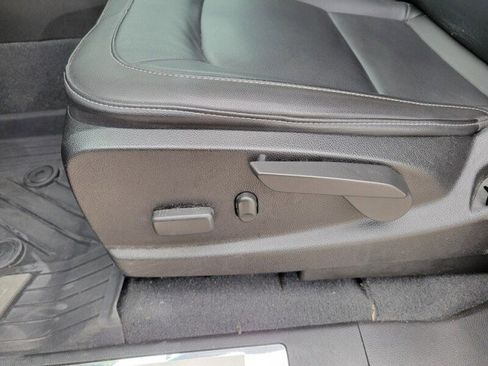 Used 2021 Chevrolet Colorado ZR2 image 24