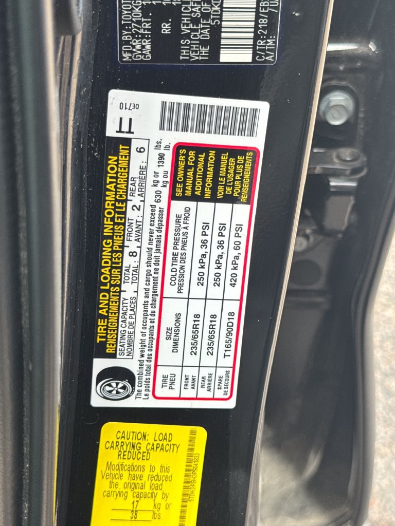Used 2023 Toyota Highlander XLE AWD/4WD image 52