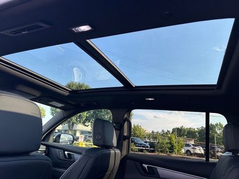 New 2026 Buick Enclave Sport Touring w/ Super Cruise Package image 21