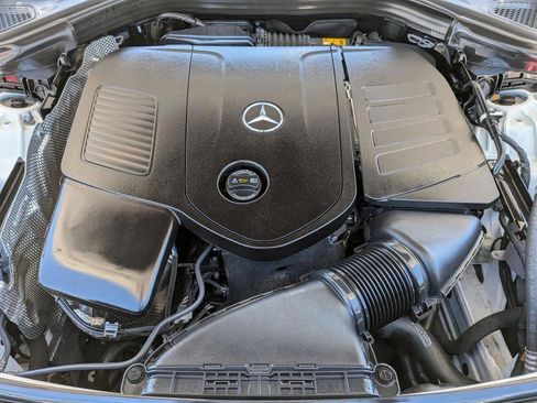 Certified 2023 Mercedes-Benz GLC 300 image 22