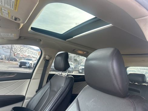 Used 2017 Lincoln MKC Reserve image 20