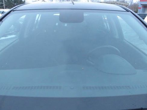 Used 2018 Chevrolet Trax LS image 25