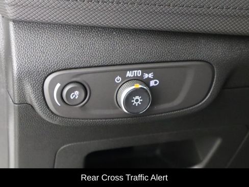 Used 2024 Chevrolet TrailBlazer LT w/ Convenience Package FWD image 22