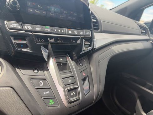 Used 2024 Honda Odyssey Sport image 20